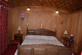 Rose Mary Houseboat, Srinagar 2